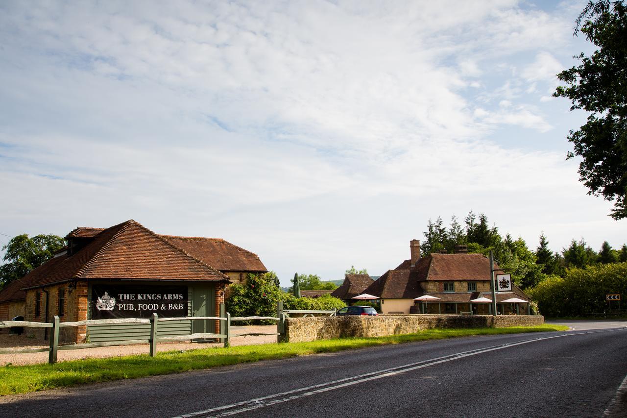 The Kings Arms Fernhurst Exterior photo